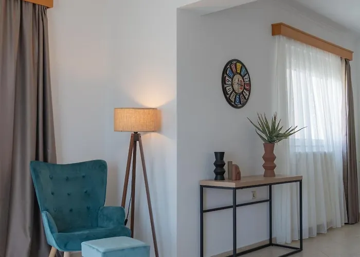 The Gemini Floor 2 Appartement *