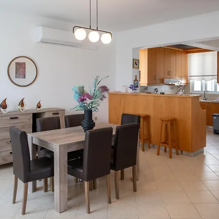 The Gemini Floor 2 Kos Town