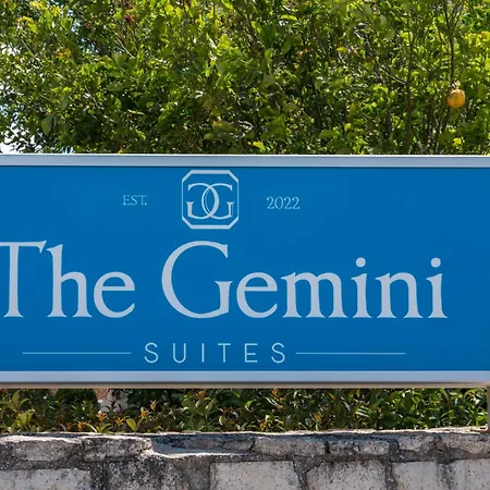 The Gemini Floor 2 アパート